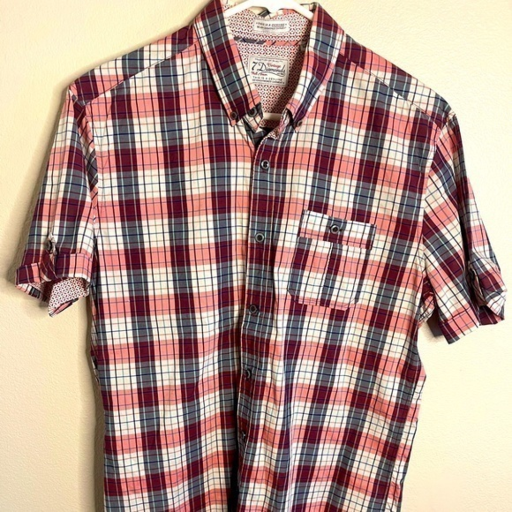 7 Diamonds Men’s Button‎ Down Short Sleeve Shirt
